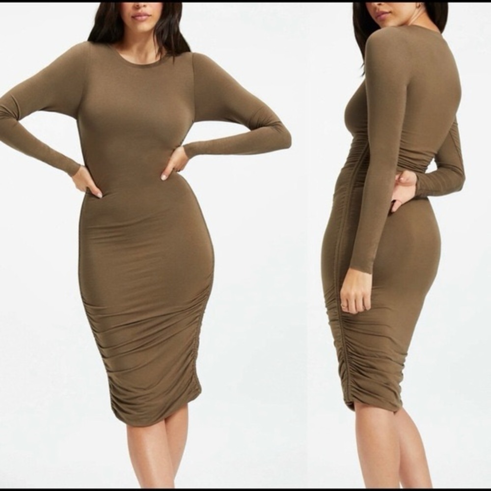 Good American Olive Long-Sleeve Ruched Midi Dress